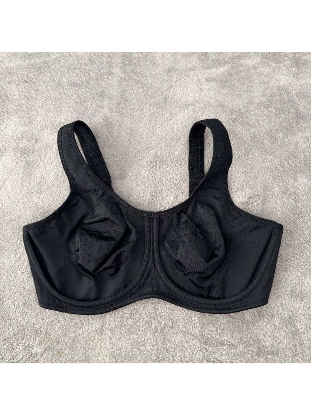 Wacoal Simone Sports Bra Underwire Black Womens size 38DD 855170